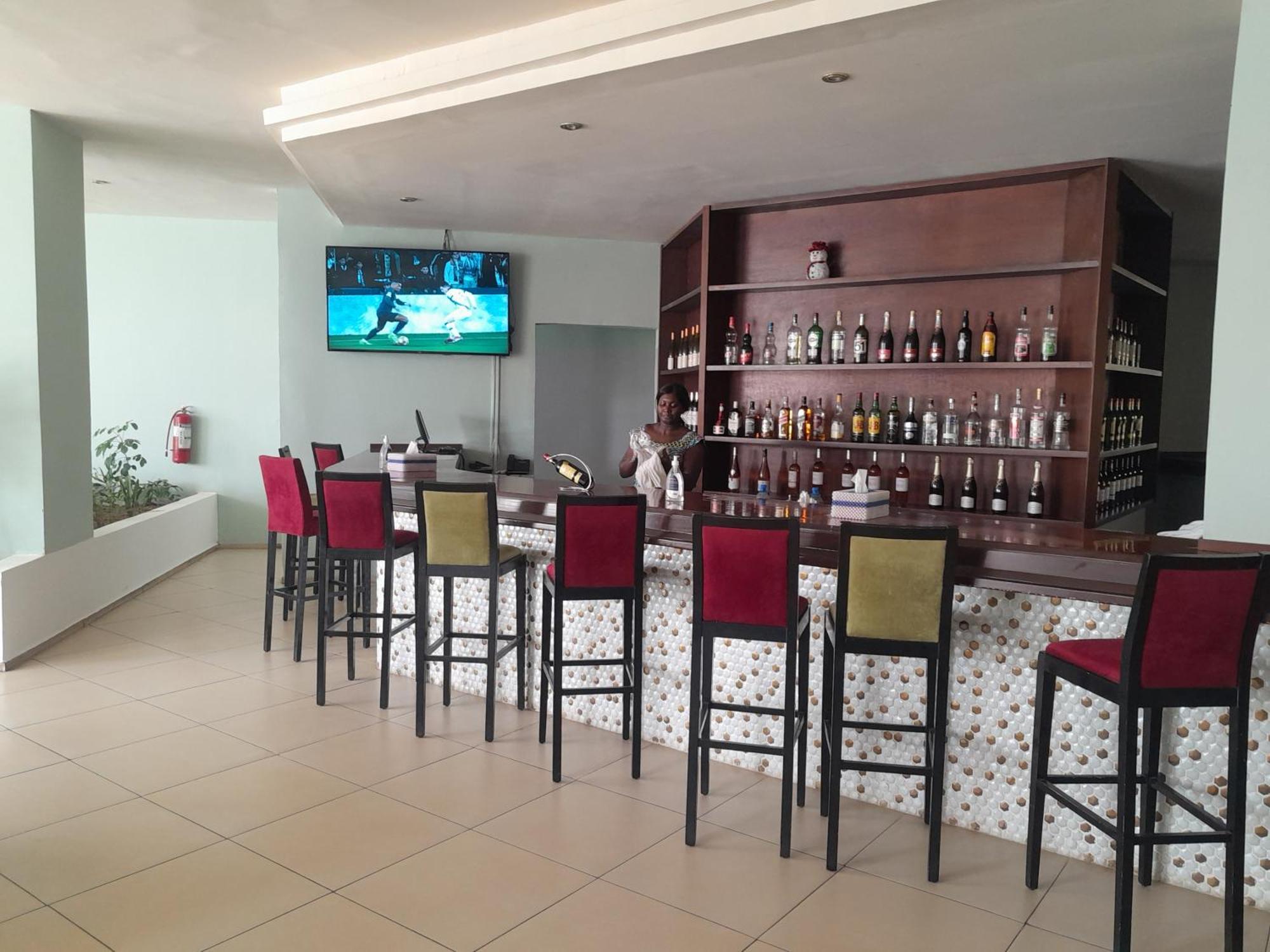 L'Amitie Hotel NʼDjamena Esterno foto